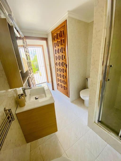 Villa With Private Pool And Close To The Beach カルプ エクステリア 写真