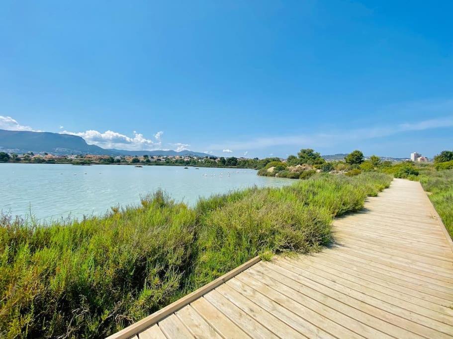 Villa With Private Pool And Close To The Beach カルプ エクステリア 写真