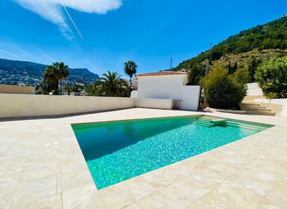 Villa With Private Pool And Close To The Beach カルプ エクステリア 写真